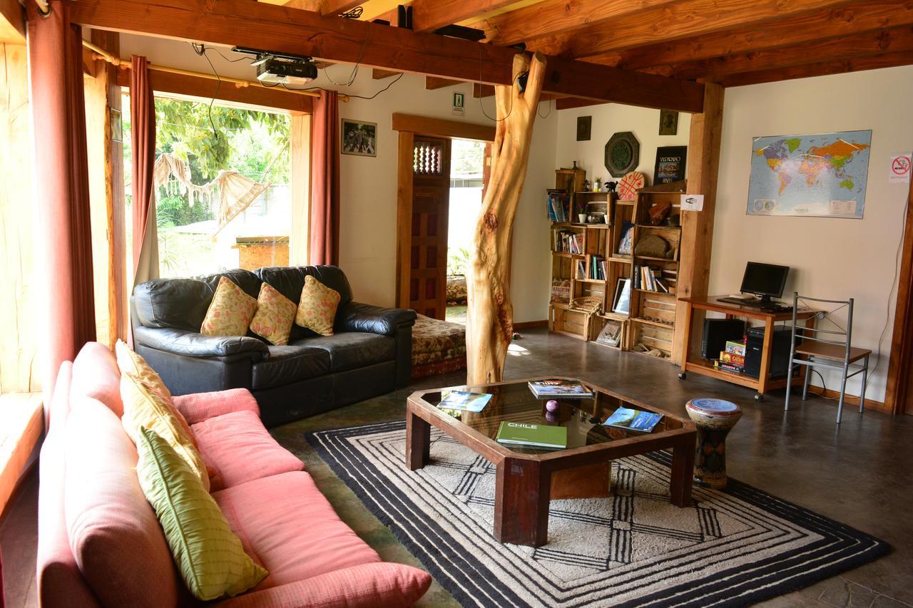 Rio Libre Pucon Party Hostel Extérieur photo